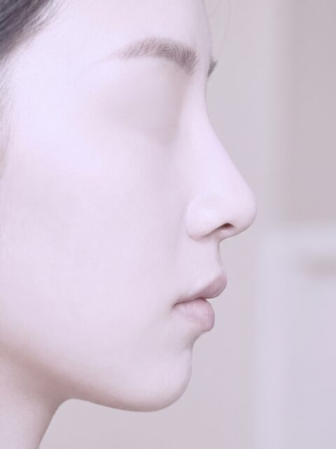 코라인 칼럼 썸네일 개념 이미지 (AI 생성 예시)