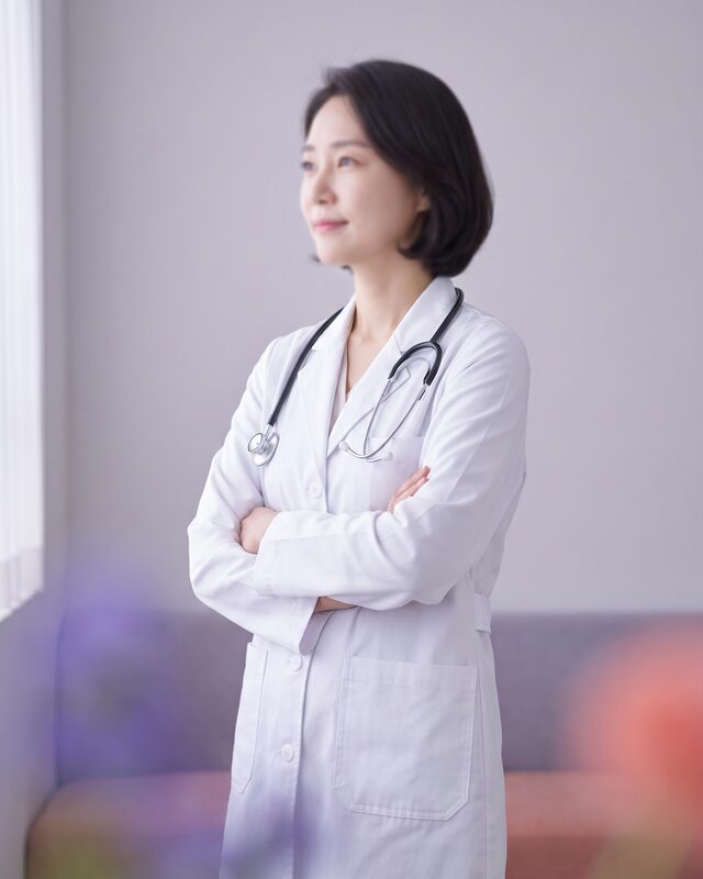 REBEAUTY 프리미엄 성형외과 의료진 (AI 생성 예시 이미지)
