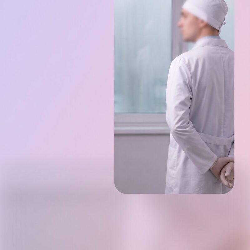 리뷰티 눈성형 이벤트 대표 컷 — 밝은 톤의 여성 모델 얼굴 클로즈업