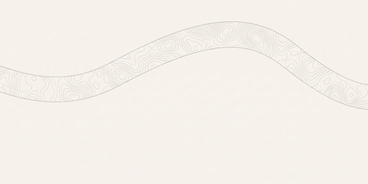 가슴확대 사례 — 드레이프 천을 두른 석고 토르소로 표현한 상체 라인 개념도 (AI 생성 예시 이미지)