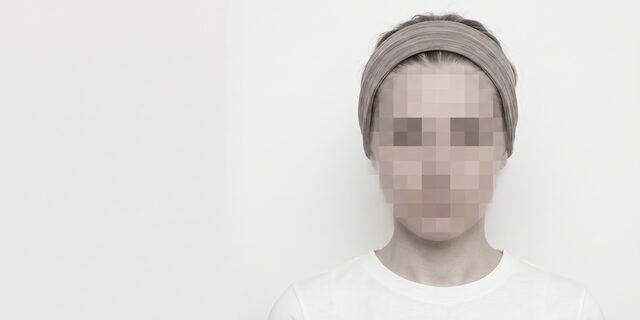 목거상 개념 컷 썸네일. 얼굴 영역을 비식별 처리한 AI 생성 예시 이미지