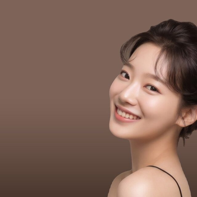 레이스 소재 천으로 상체를 감싼 비식별 실루엣의 가슴 밑빠짐 교정 이벤트 이미지