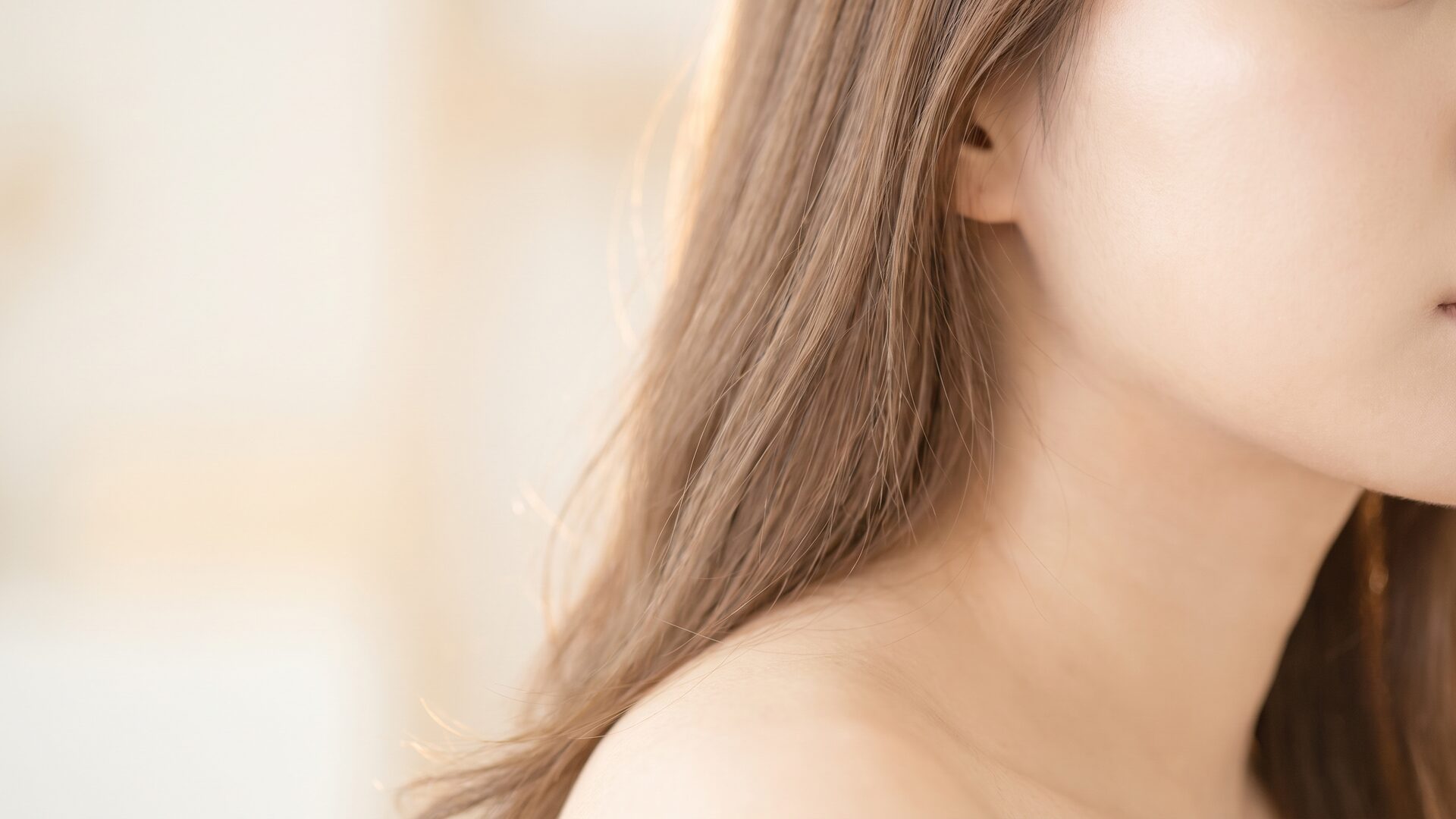 재건 클리닉의 회복 중심 진료 분위기를 표현한 소프트 포커스 이미지 (AI 생성 예시 이미지)